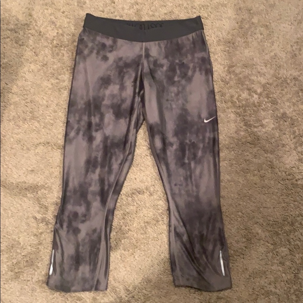 Nike Dri Fit Cropped Leggings